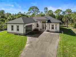 featured image of 1081 Desoto Boulevard South