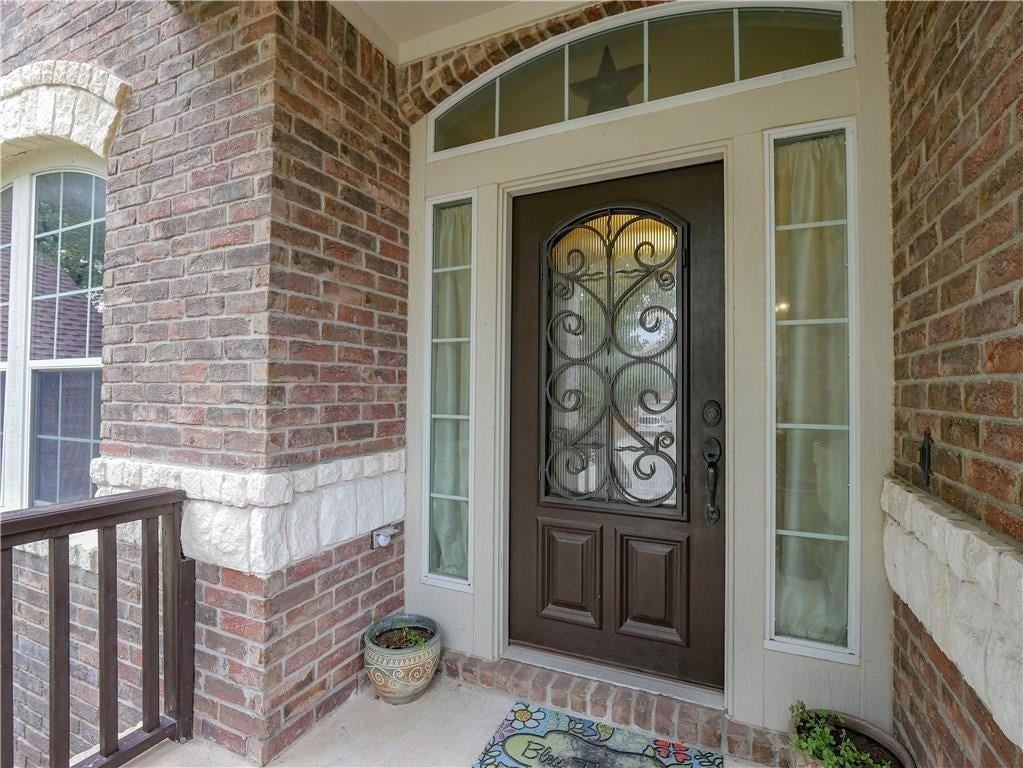 702 South Frontier Lane - Photo 4 of 30