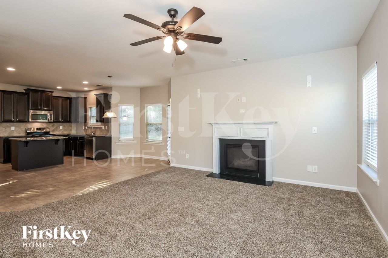 204 Sleepy Way - Photo 6 of 18