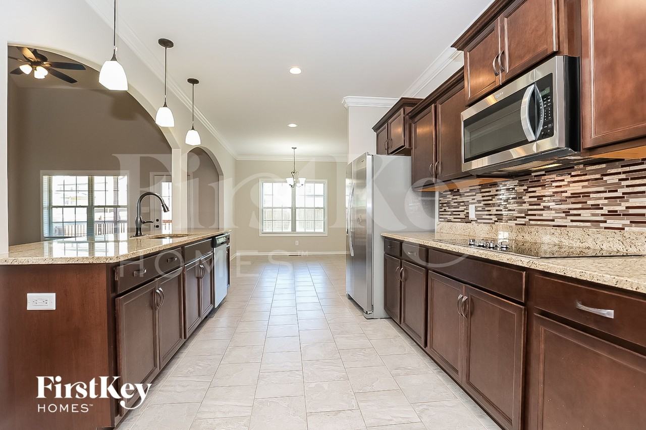 1594 Raven Road - Photo 5 of 15