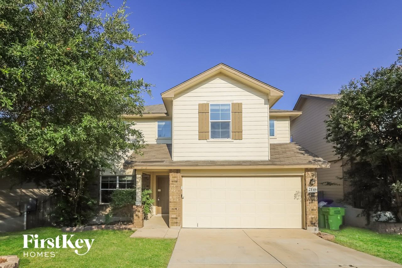 2115 Emerald Edge - Photo 2 of 15