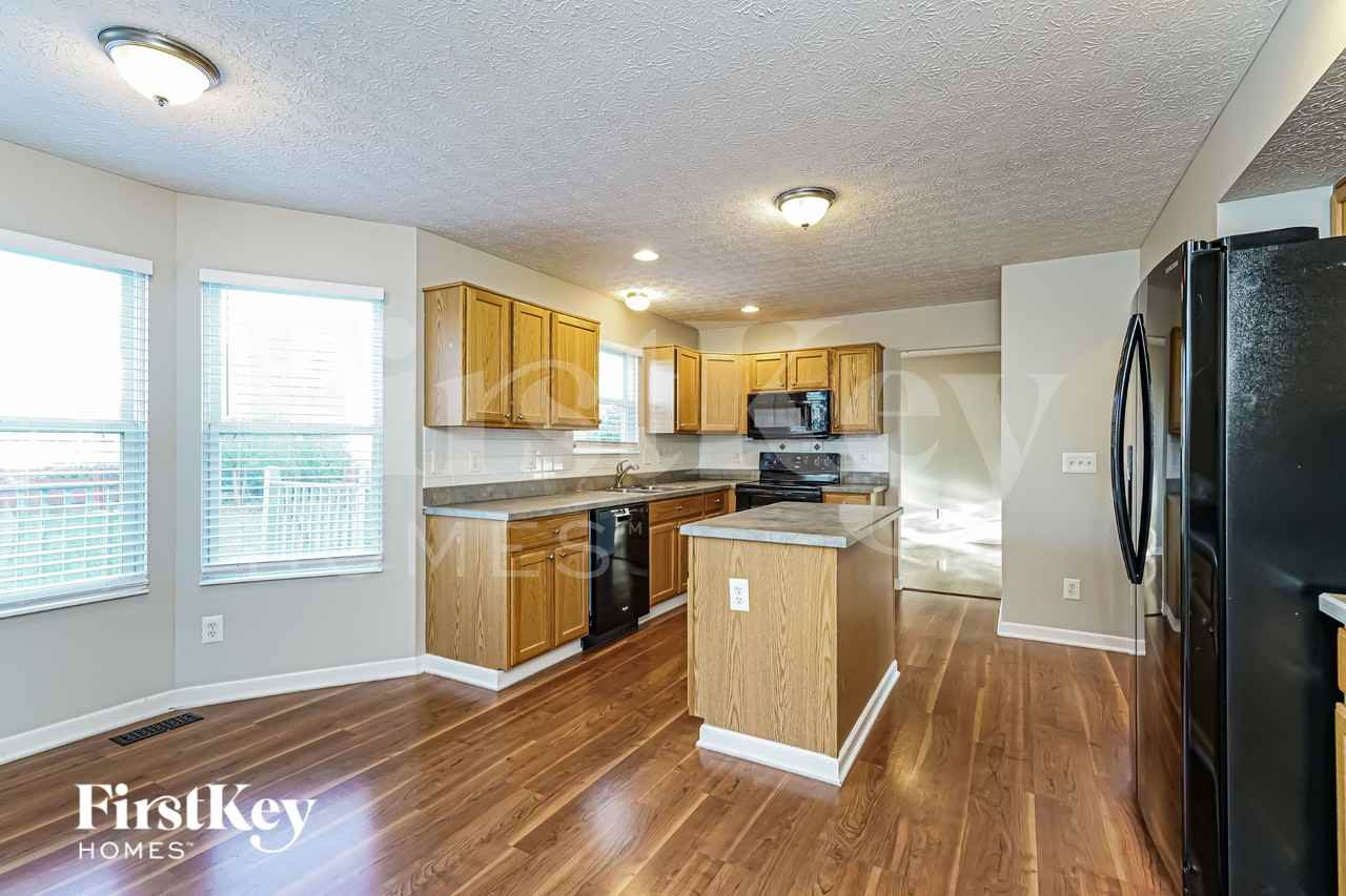 1206 Preeman Street - Photo 6 of 15