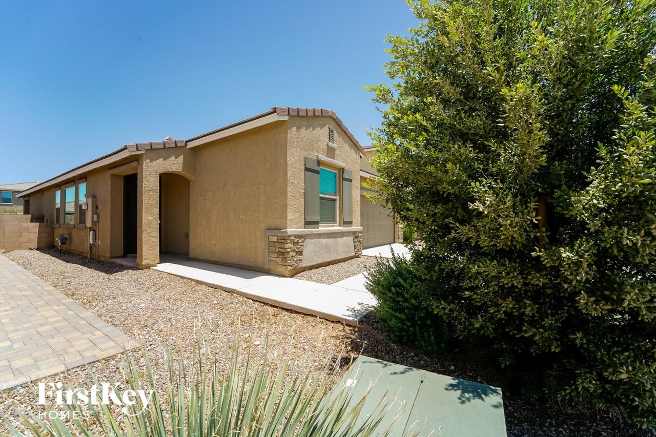 6549 East via Jardin Verde - Photo 2 of 15