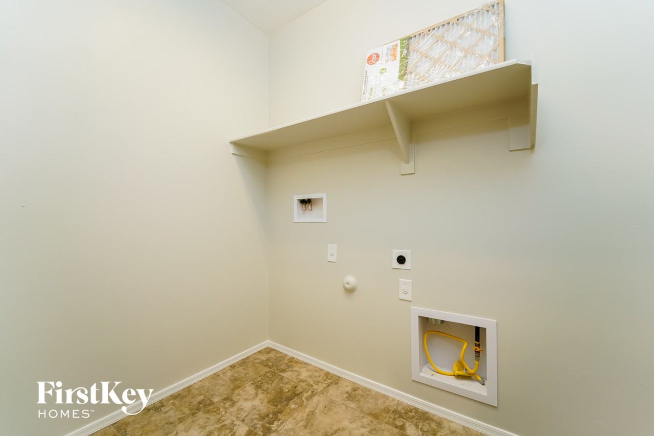 6549 East via Jardin Verde - Photo 7 of 15