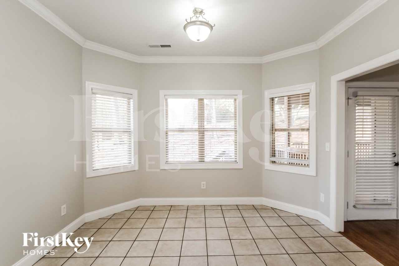 6209 Shades Pointe Lane - Photo 6 of 19