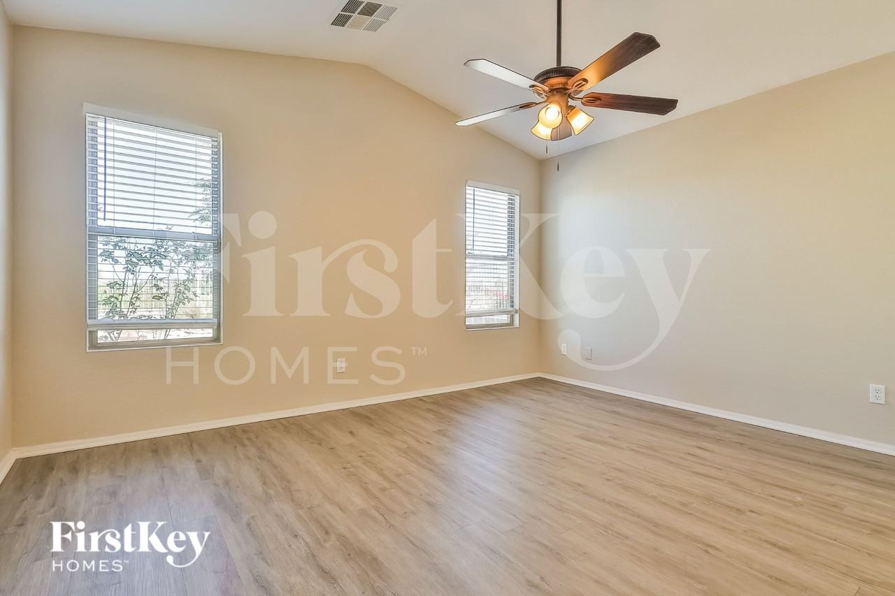 2383 W Morning Sun Cir - Photo 7 of 15