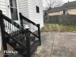 featured image of 72 Gray Owl Garth