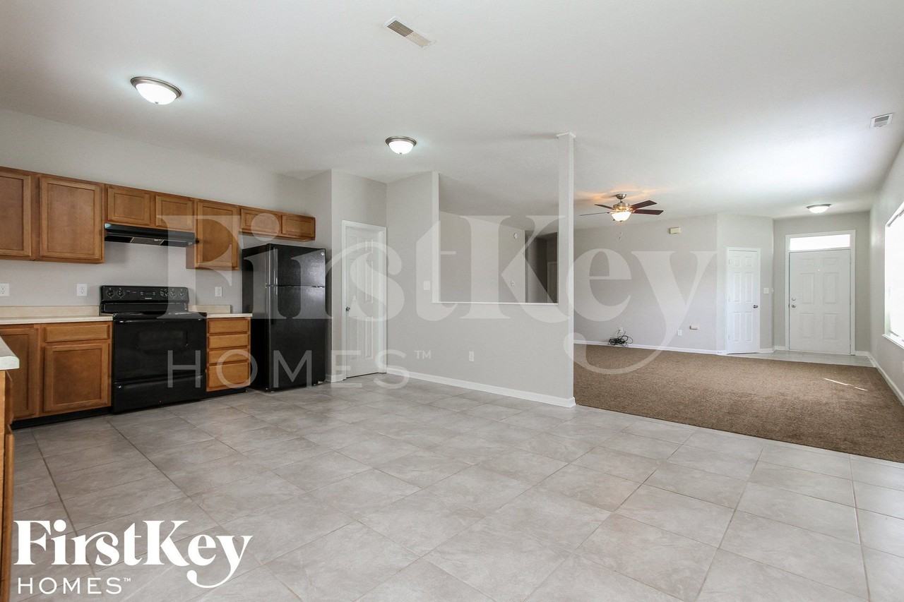 6148 Navy Cir - Photo 6 of 15