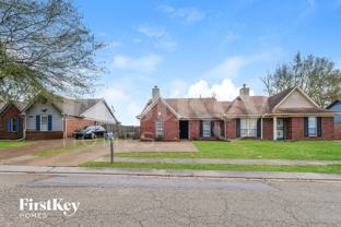 3926 Oak Branch Circle West - Photo 1 of 1