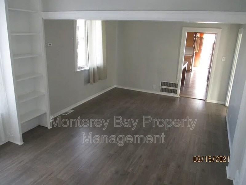 650 Hawthorne Street - Photo 3 of 14