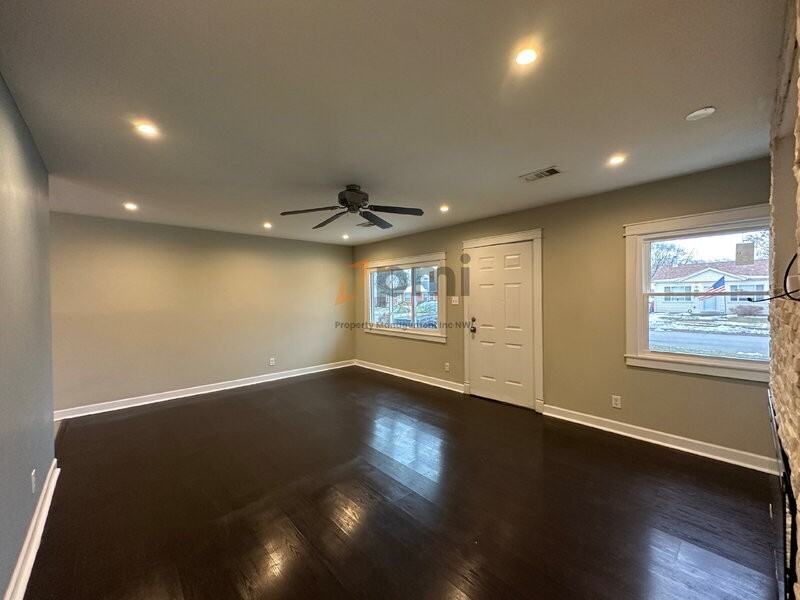 7752 Beech Avenue - Photo 7 of 19