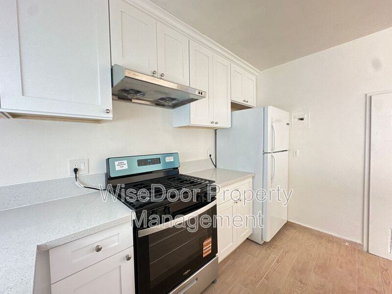 5934 Temple City Boulevard - Photo 6 of 20