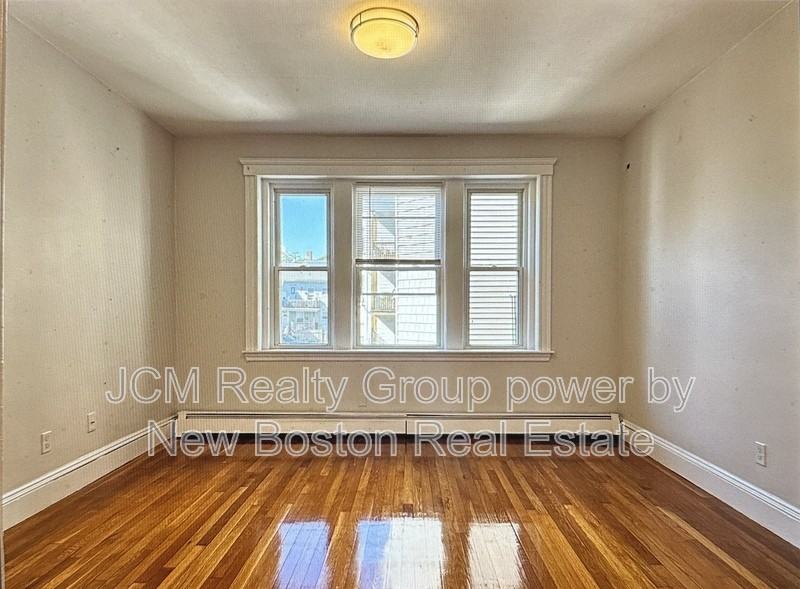 192 Washington Street #205-2ndFL - Photo 4 of 5