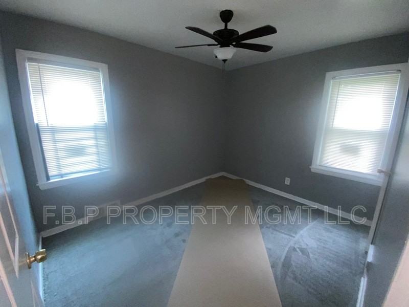 18275 Rosemont Avenue - Photo 6 of 9