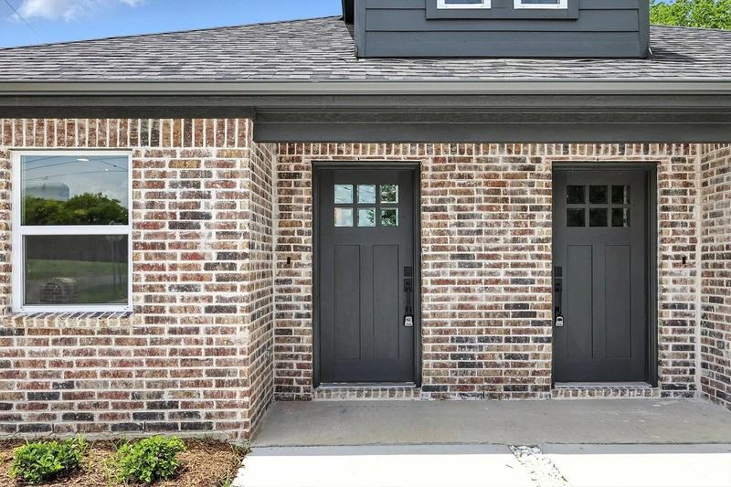 3206 Sayle Street #101 - Photo 3 of 32