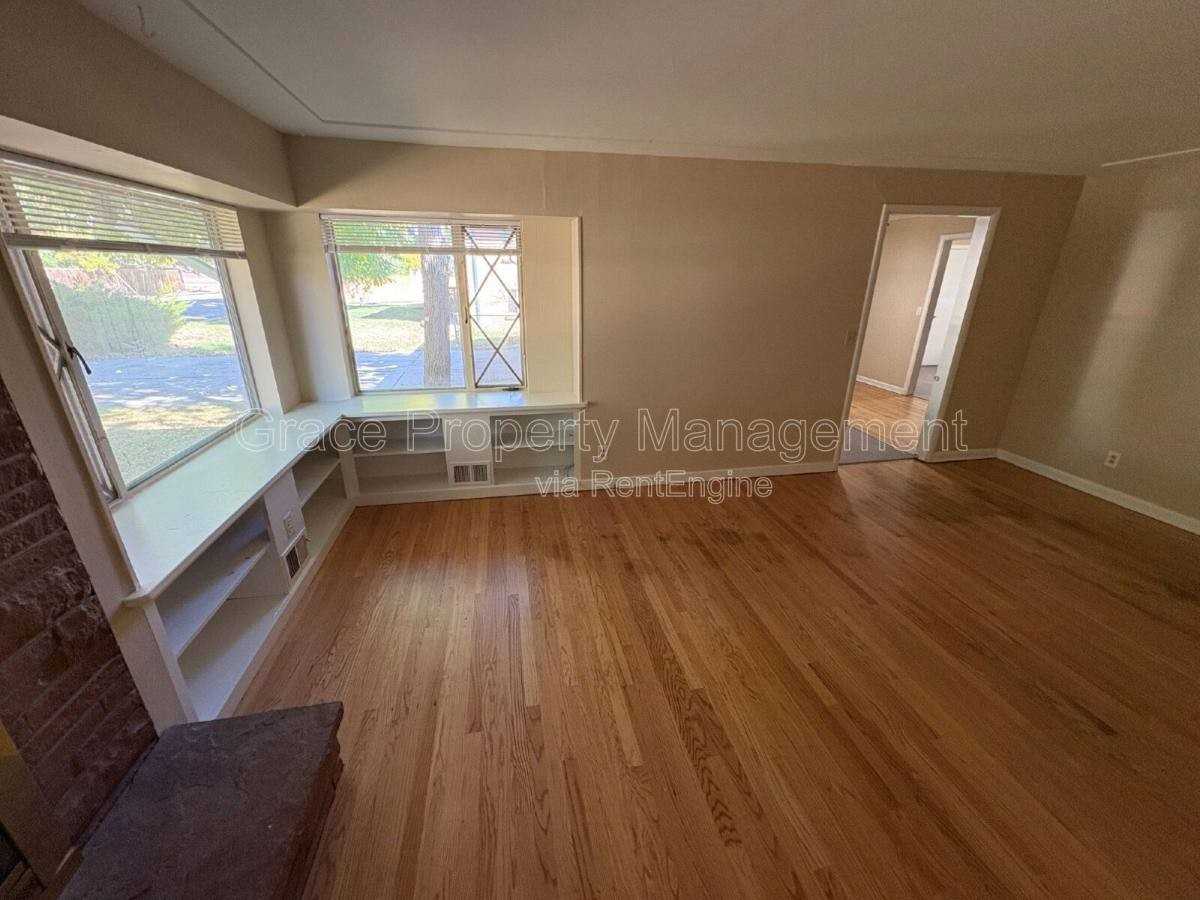 520 South Otis Street - Photo 4 of 10