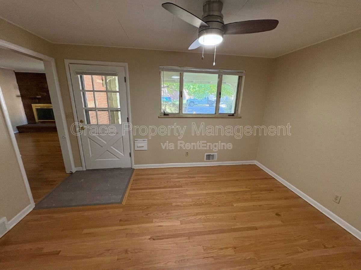 520 South Otis Street - Photo 6 of 10