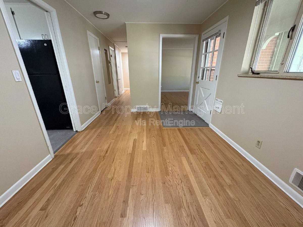 520 South Otis Street - Photo 7 of 10