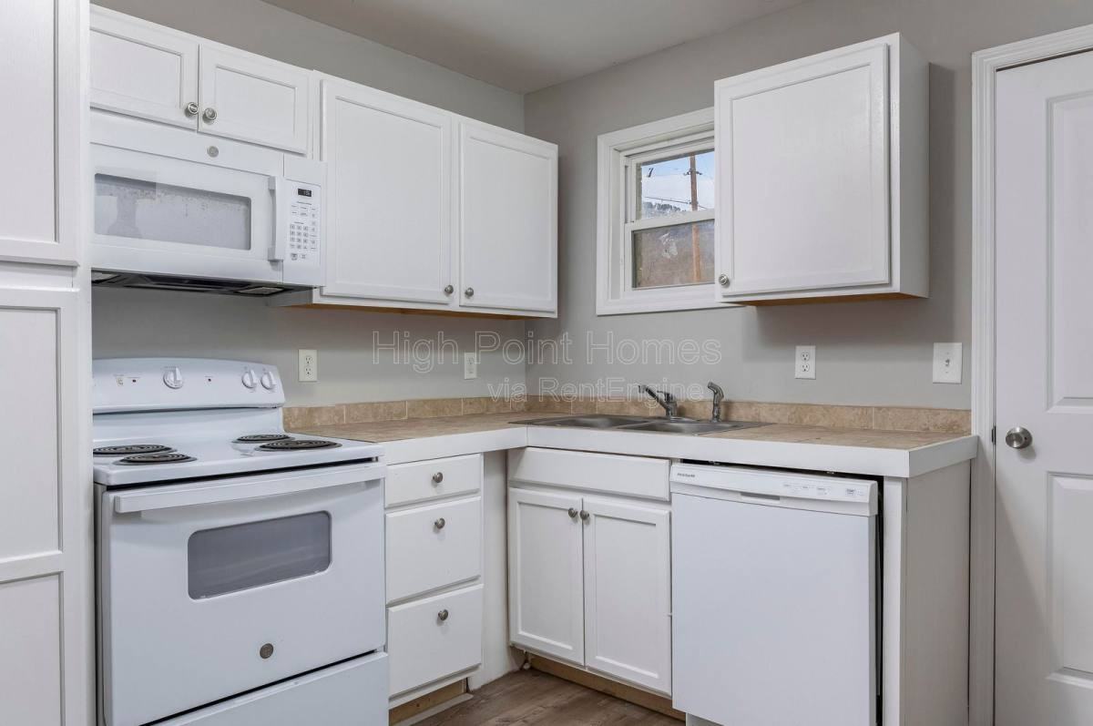 131 Swafford Road #B - Photo 2 of 10