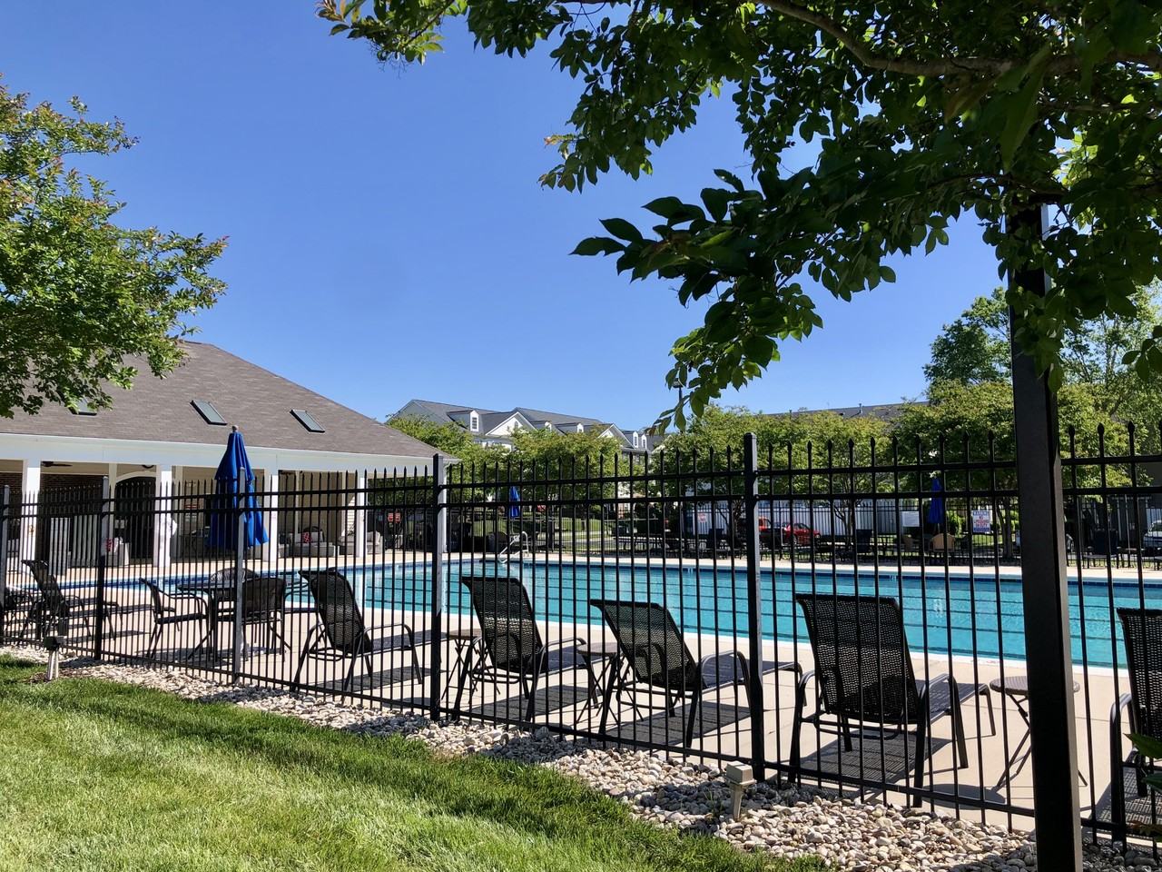 7109 Lambeth Farm Ln - Photo 6 of 22