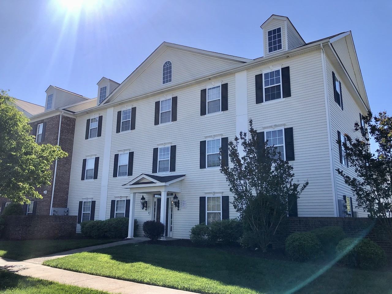 7109 Lambeth Farm Ln - Photo 7 of 22