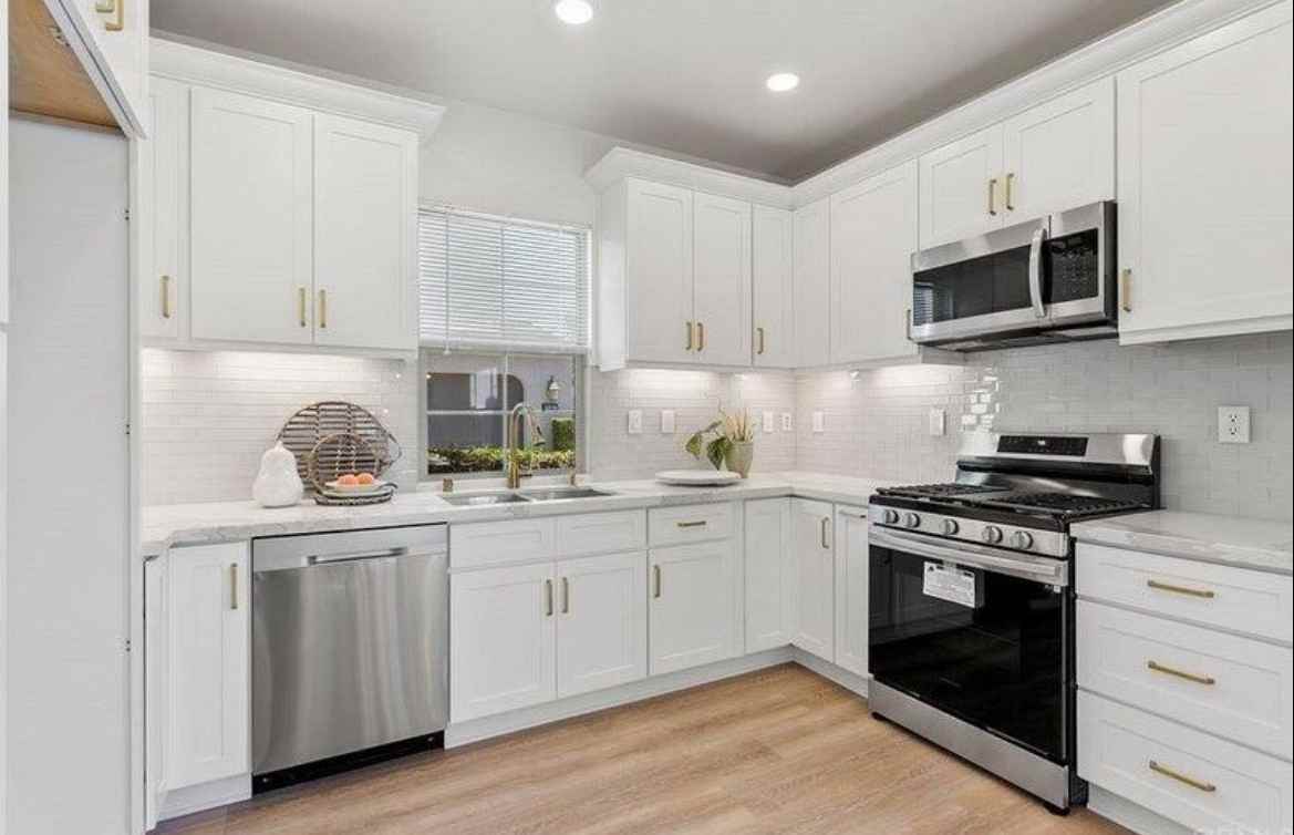 8381 Edgewood Street - Photo 2 of 9