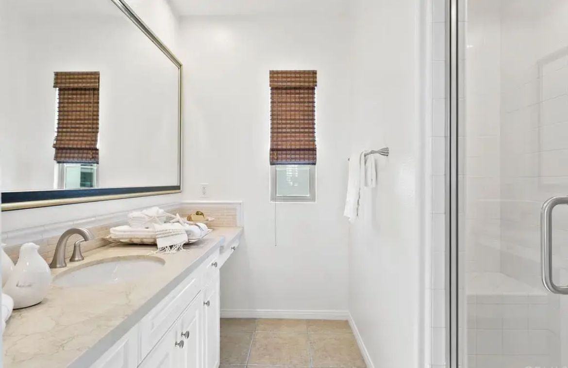 8381 Edgewood Street - Photo 5 of 9