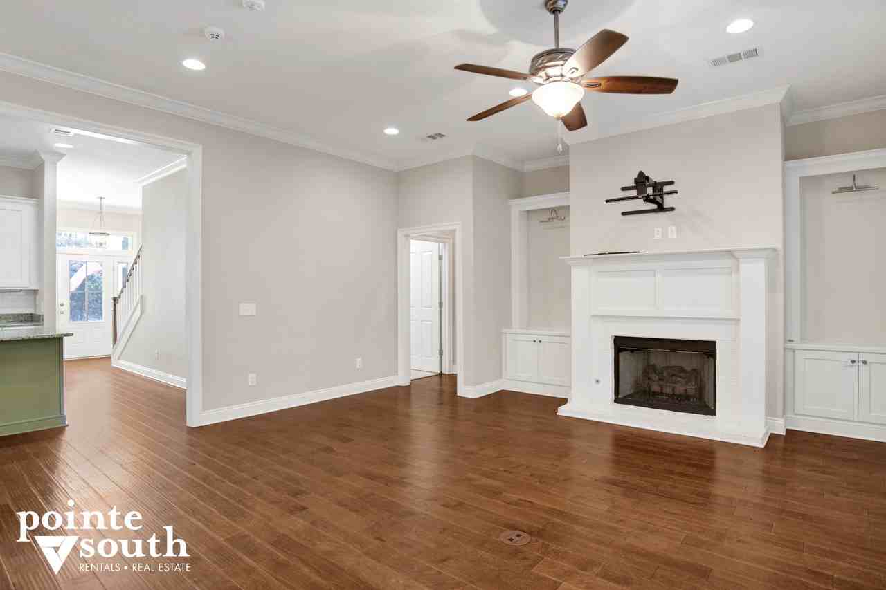 10692 Squall Line Road - Photo 7 of 33