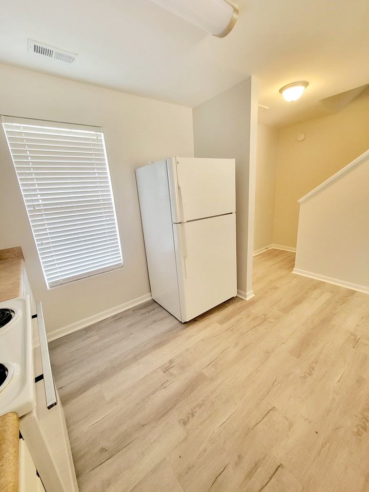 1407 Plexor Lane - Photo 6 of 43