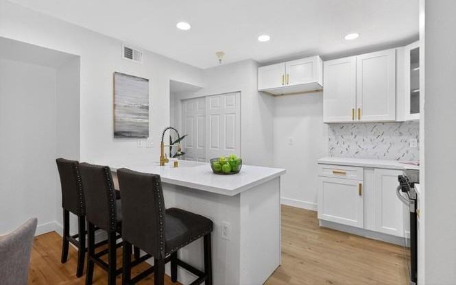 199 East Warren Common #32H - Photo 7 of 23