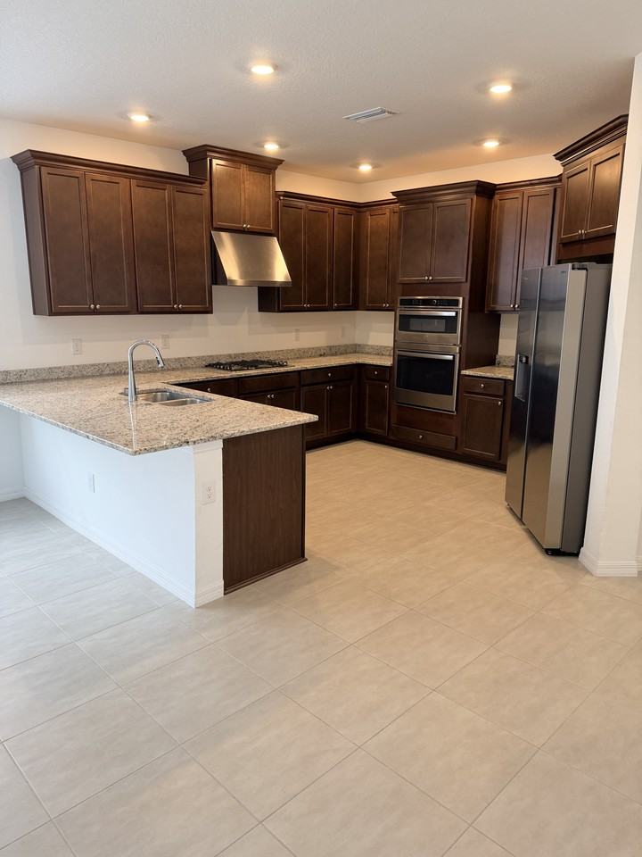 15077 Shady Palms Lane #NA - Photo 4 of 47