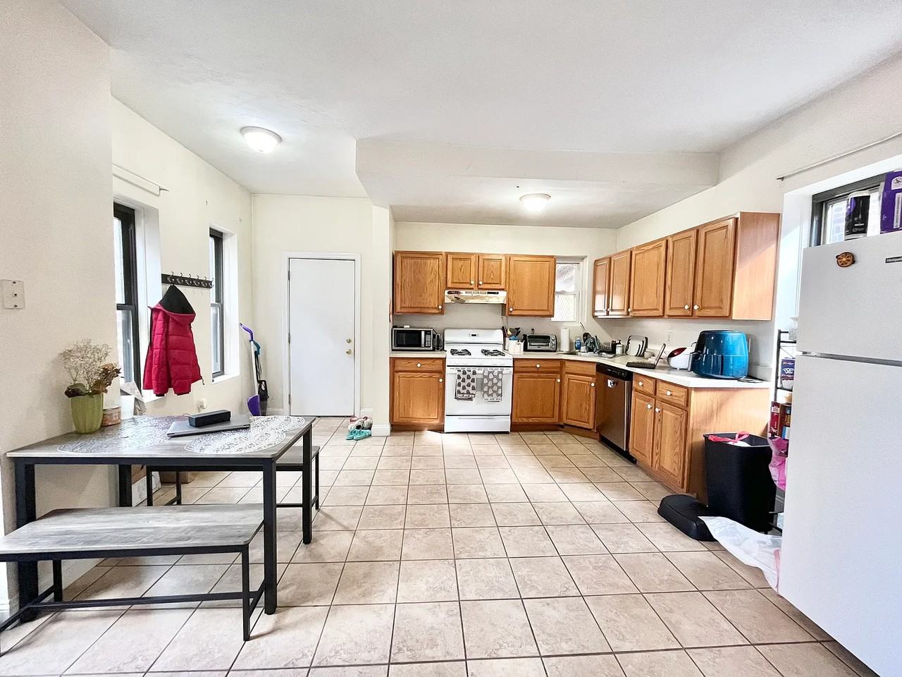 10 South Huntington Avenue #3 - Photo 5 of 12