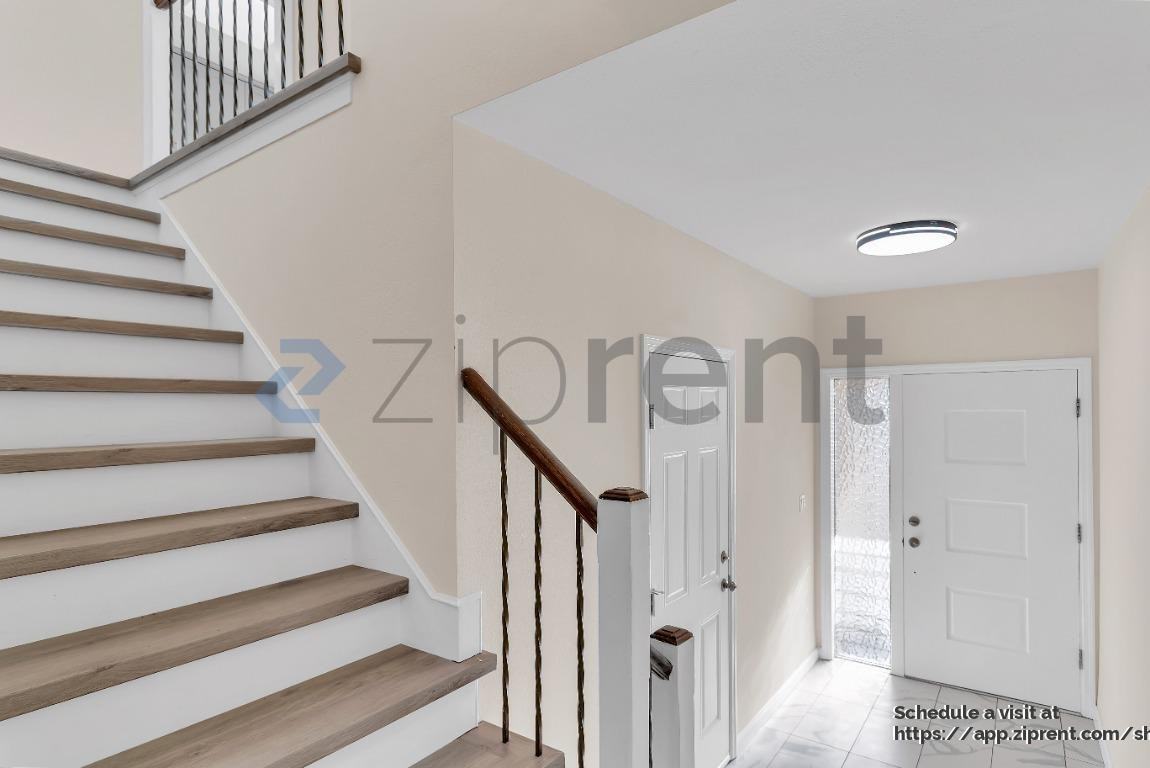 830 Sargent Street - Photo 5 of 29