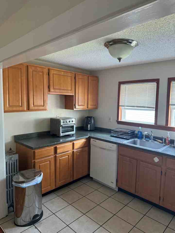 17 Birch Street #1R - Photo 5 of 7