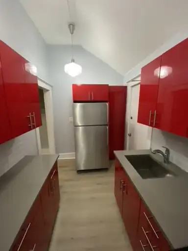 180 James St - Photo 2 of 10