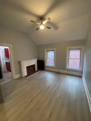 180 James St - Photo 3 of 10