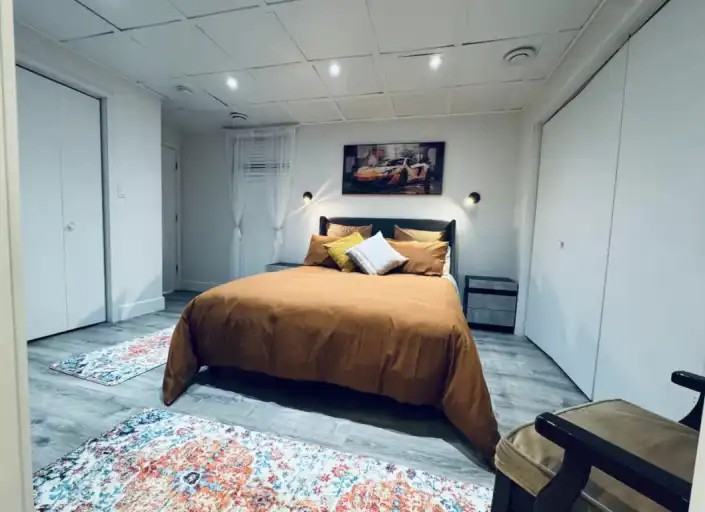 9820 108 Avenue - Photo 6 of 14