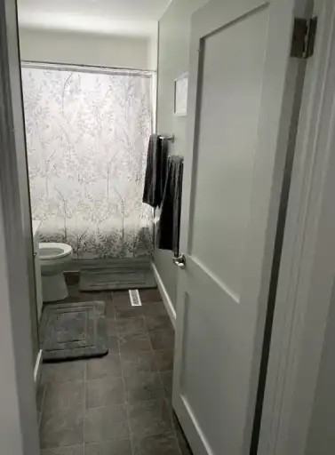 683 22 Street East - Photo 5 of 15