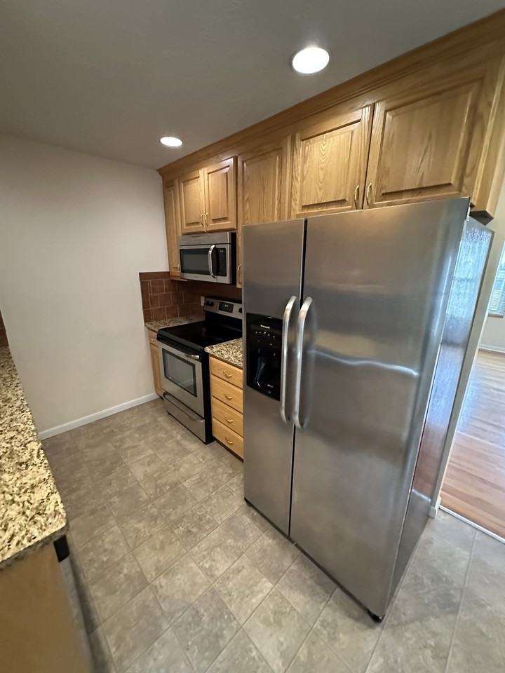 4911 Sunset Drive #NA - Photo 3 of 13