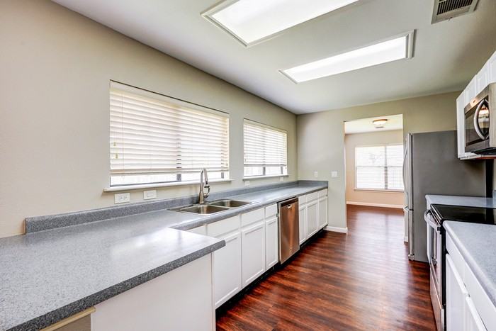 17509 Kessler Drive - Photo 6 of 33