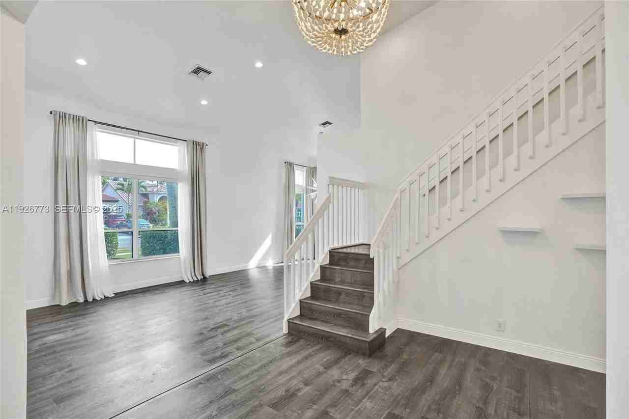 740 Cypress Pointe Drive East - Photo 3 of 46