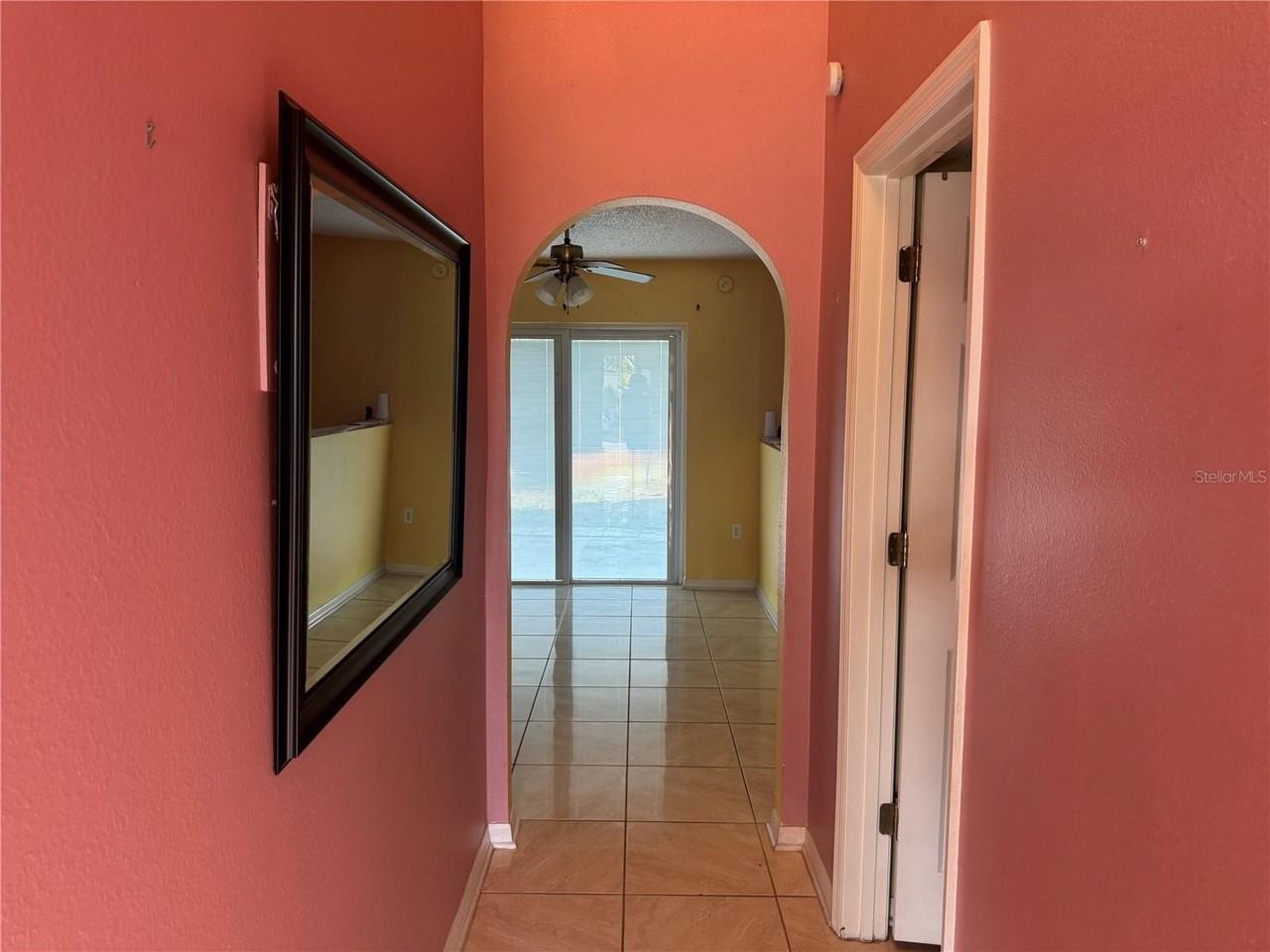 712 Waxwing Court - Photo 5 of 24