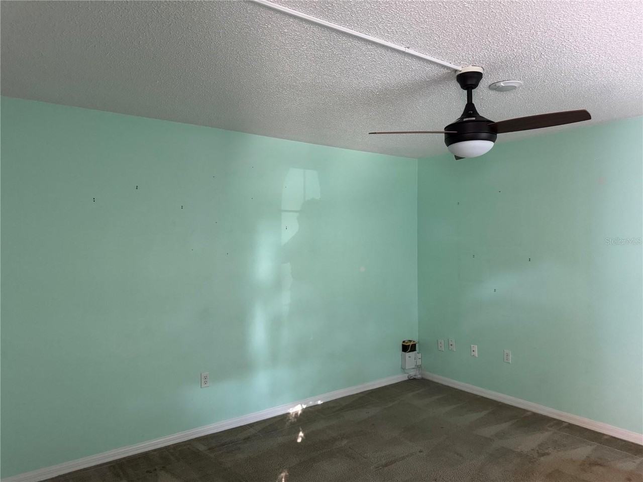 712 Waxwing Court - Photo 7 of 24