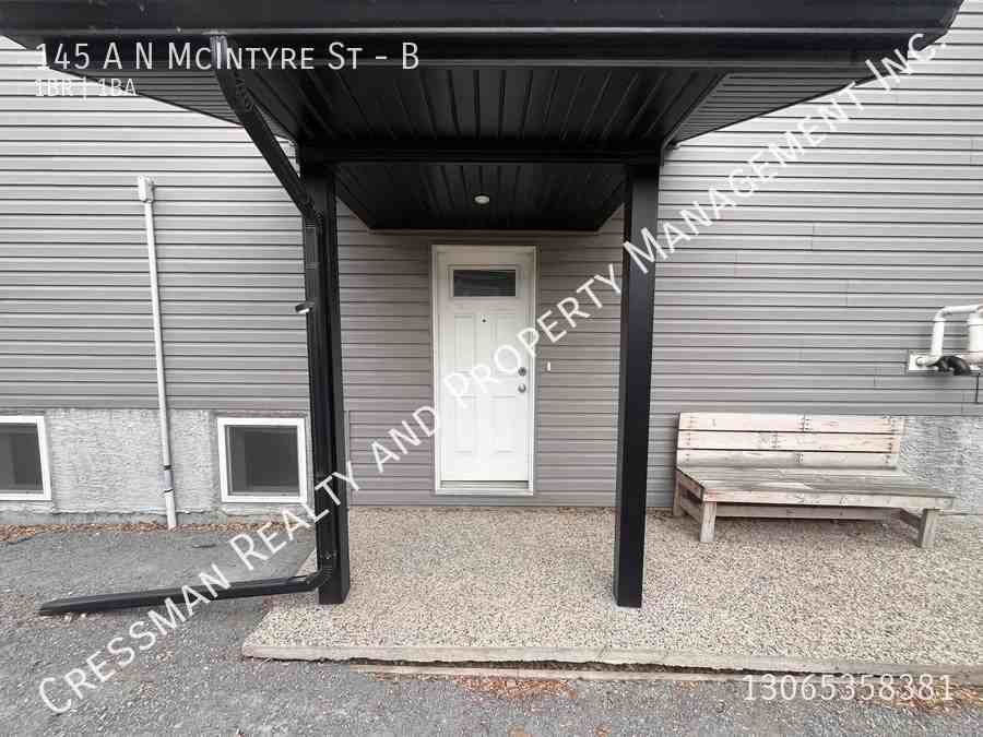145 N McIntyre St - Photo 2 of 6