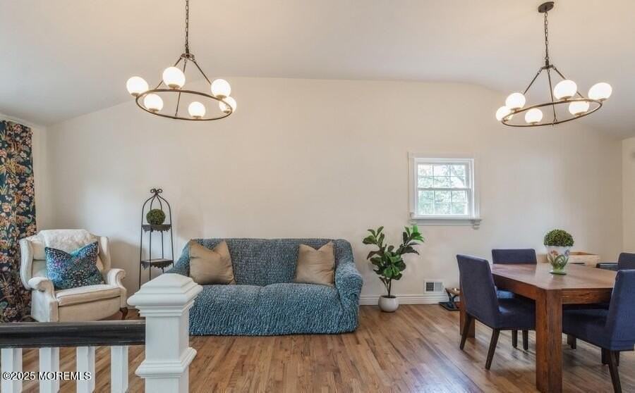 24 Layton Avenue - Photo 6 of 25