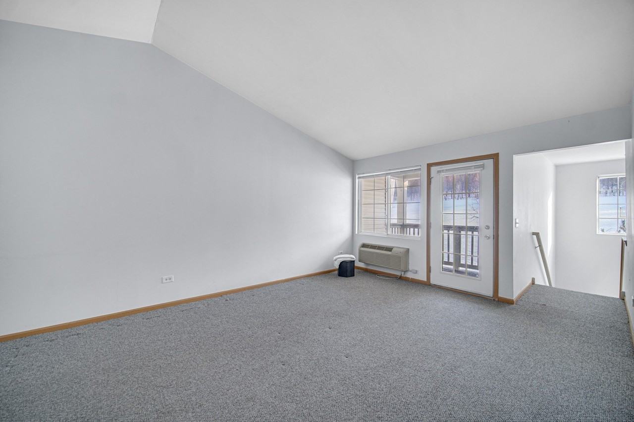 2427 Silverstone Drive #2427 - Photo 5 of 16