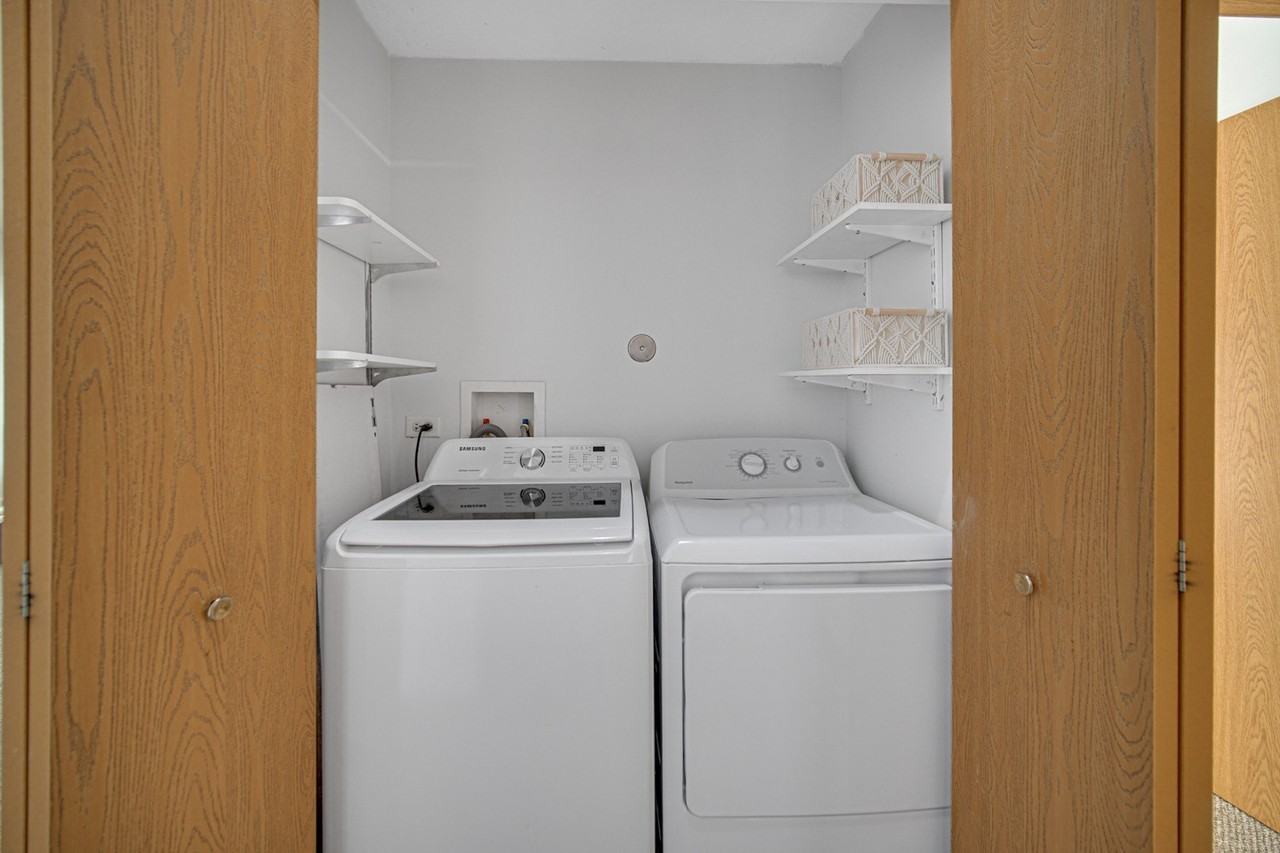 2427 Silverstone Drive #2427 - Photo 6 of 16