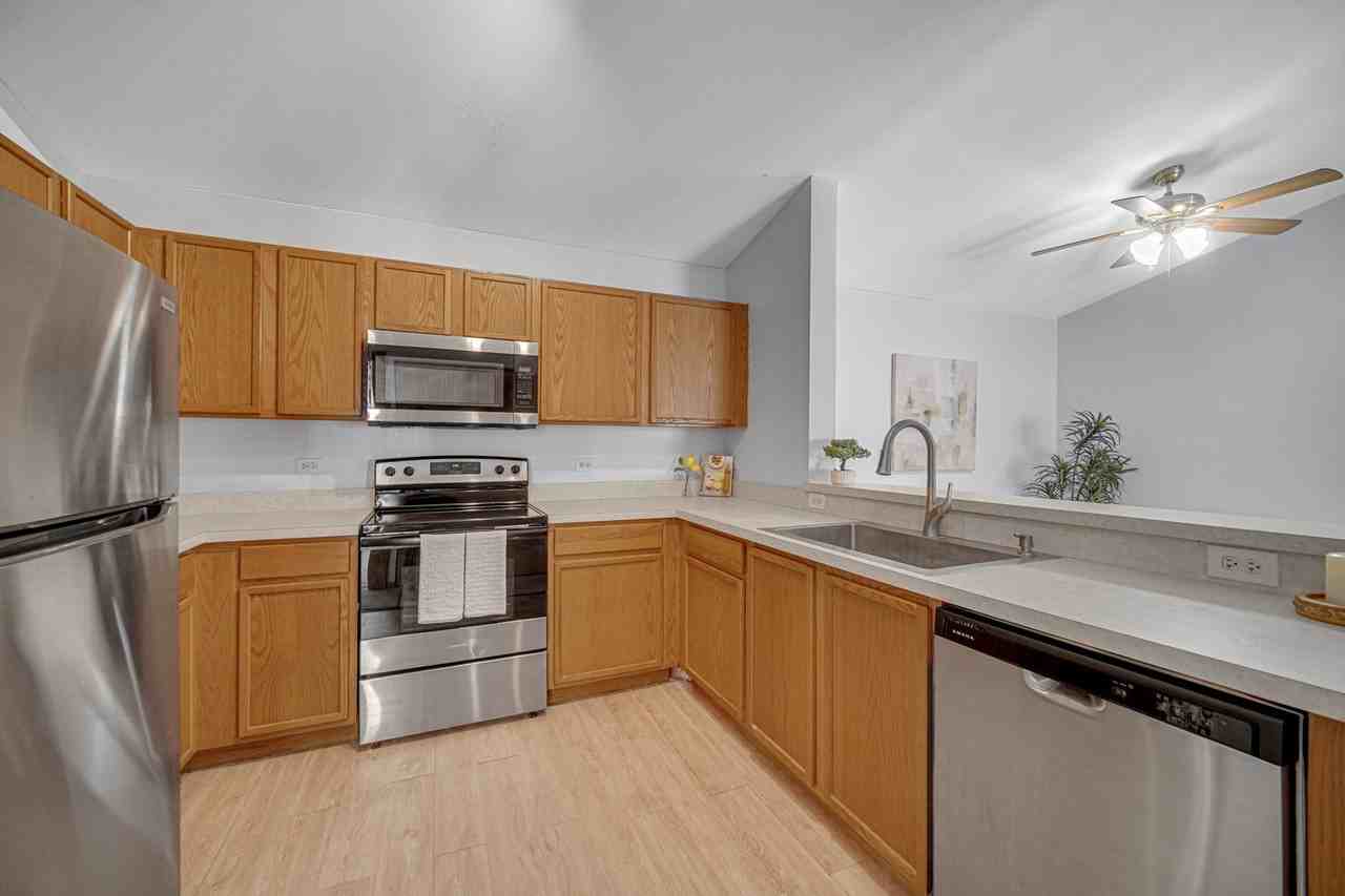 2427 Silverstone Drive #2427 - Photo 7 of 16