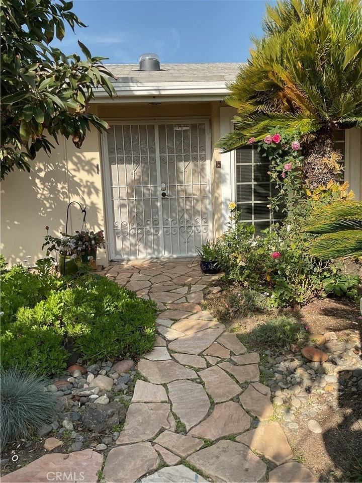 1429 East Albion Lane - Photo 6 of 34