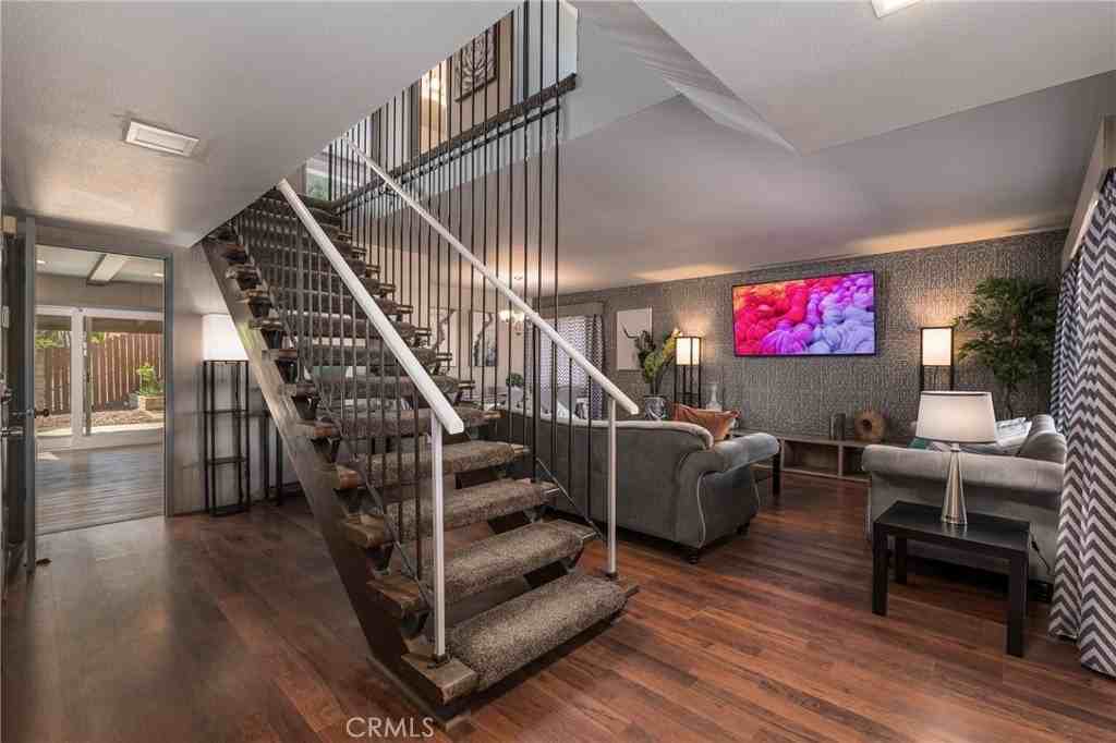 17958 Nearbank Drive - Photo 3 of 34